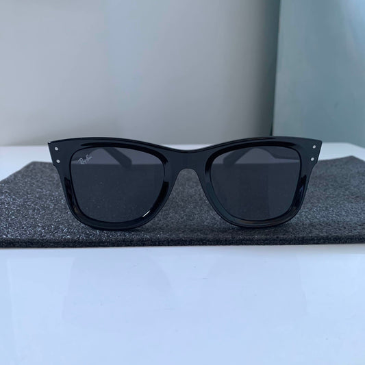 Ray-Ban wayfarer