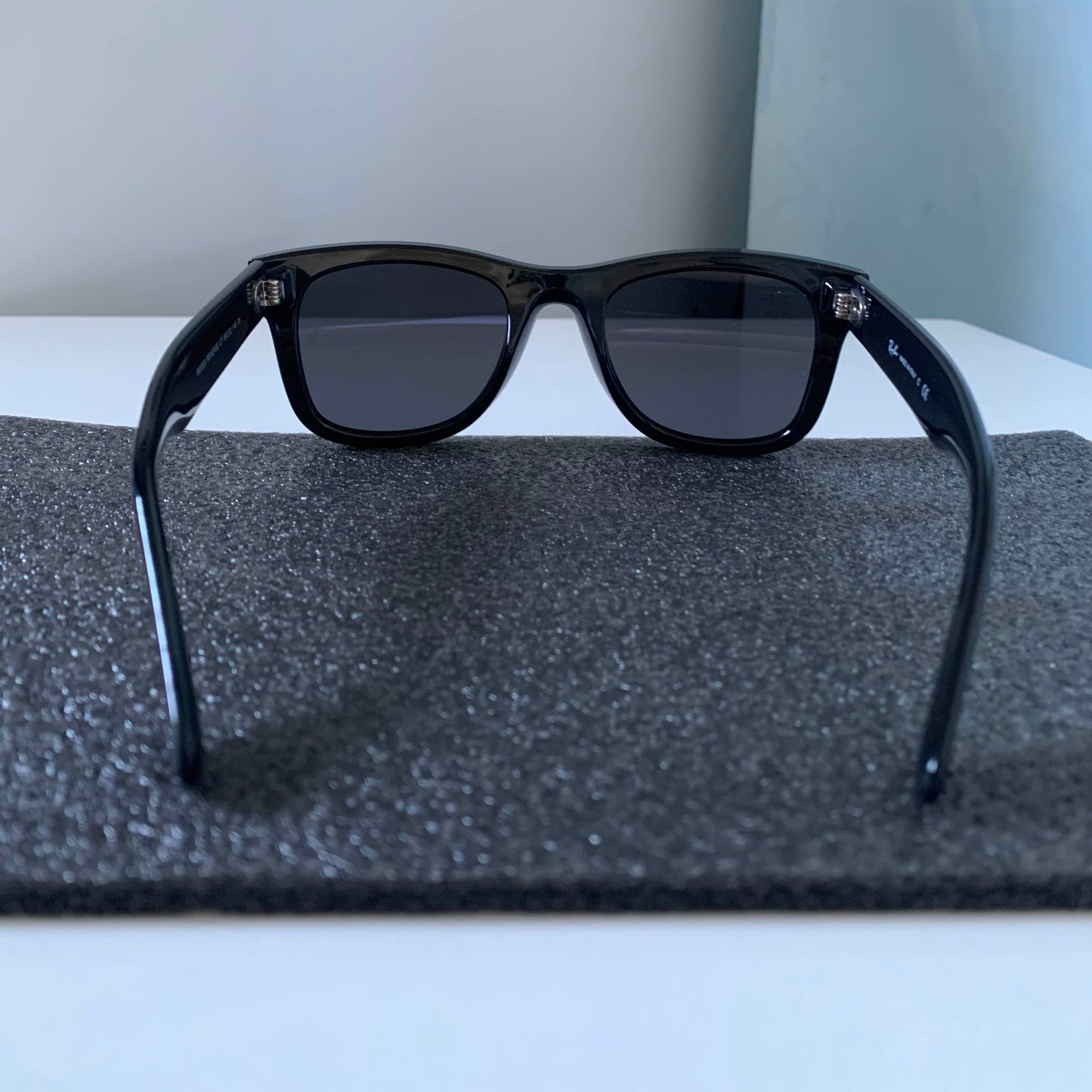 Ray-Ban wayfarer